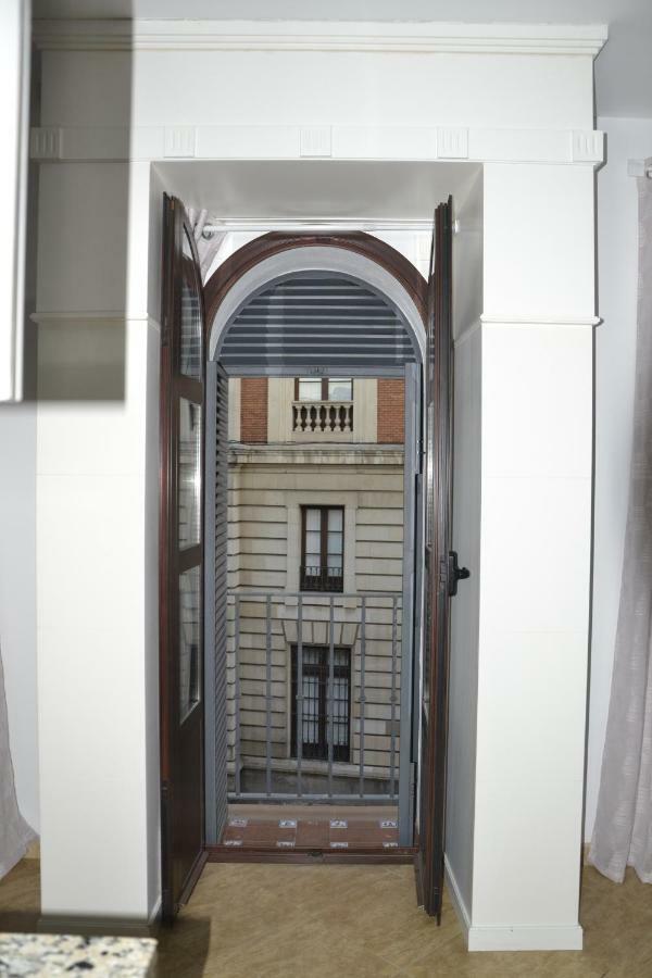 Apartamento Loft Centrico Seville Exterior photo